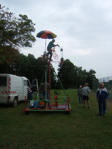 2011-08-01 36 Un manege pour cyclos.JPG